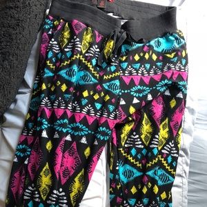 Tribal Joggers 🏃‍♂️